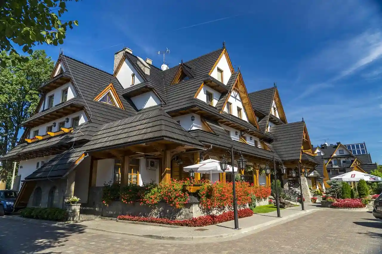 Hôtel Toporów Style - intérieur chaleureux 4